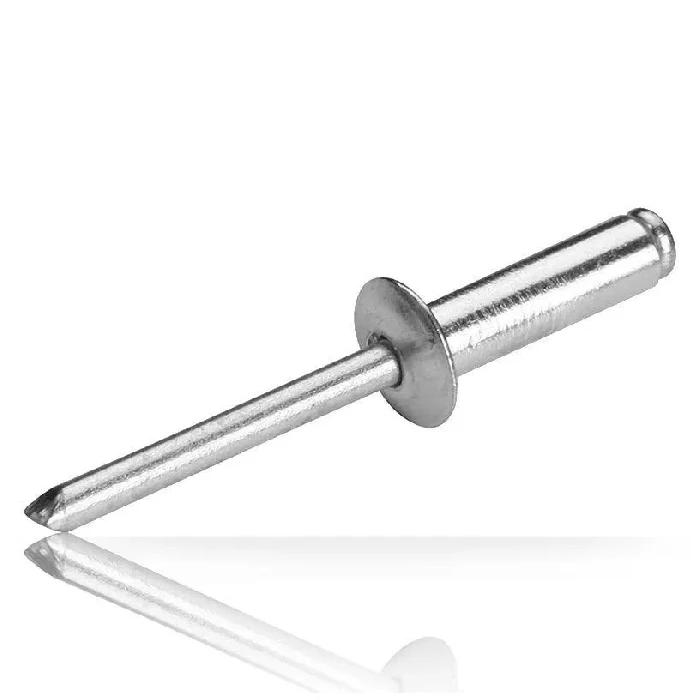 Remache pop ala ancha